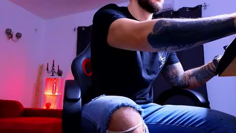 MightyAaron online show from 27, 10, 2025