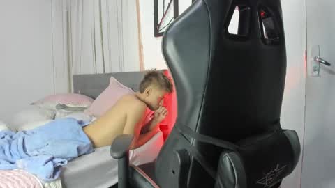 Miguel Hernandez online show from 31, 1, 2025