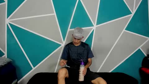 Snapshot of migueyalejo_sweetsex chatting on 22, 10, 2025 migueyalejo sweetsex online show from 22, 10, 2025
