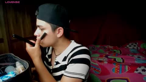 MihaAdamss online show from 18, 9, 2025