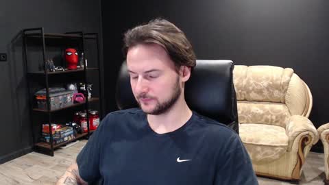 Misha Winchester online show from 3, 2, 2025