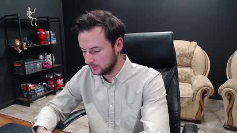 Misha Winchester online show from 5, 10, 2025