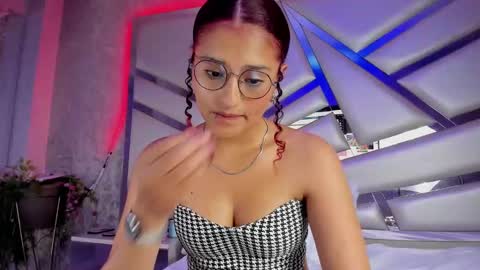 MIA 3 online show from 4, 3, 2025