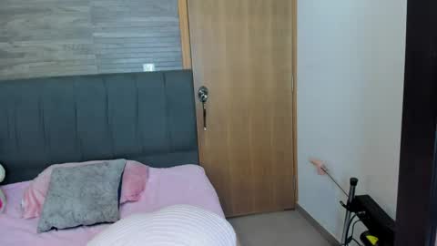 Mia online show from 15, 5, 2026