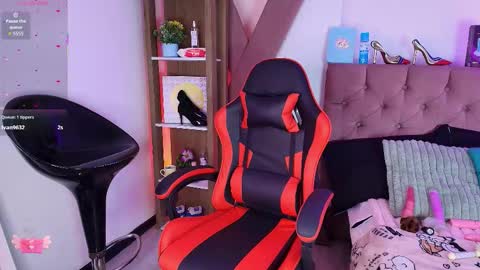 Miia Paris online show from 12, 2, 2026