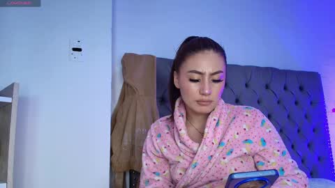 Miia Paris online show from 10, 4, 2026