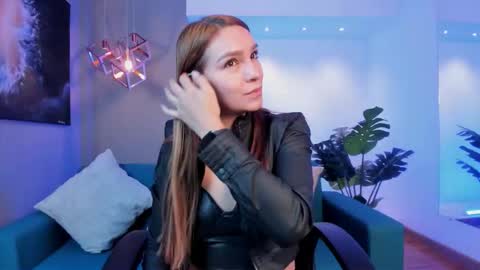 Miia 3 online show from 25, 2, 2026