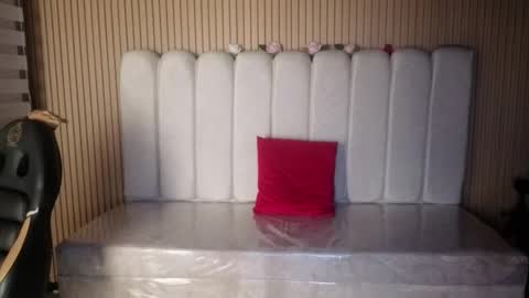 miiaa_evans1 online show from 29, 3, 2026