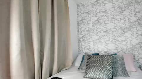 Snapshot of miiaa_monroe chatting on 23, 11, 2025 miiaa_monroe online show from 23, 11, 2025