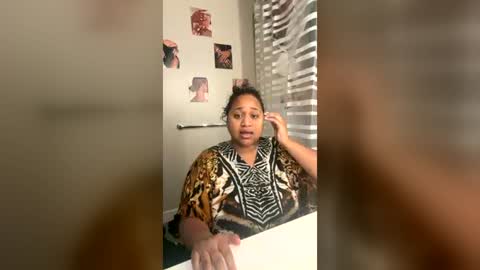 Snapshot of miiiyokooo chatting on 26, 7, 2026 Miiiyokooo online show from 26, 7, 2026