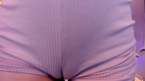 miilu  online show from 30, 1, 2025