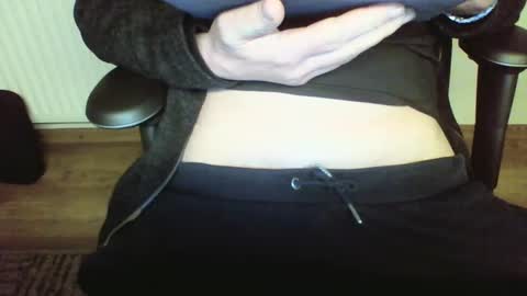 Snapshot of mik116 chatting on 6, 12, 2024 mik online show from 6, 12, 2024