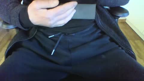 Snapshot of mik116 chatting on 31, 1, 2025 mik online show from 31, 1, 2025