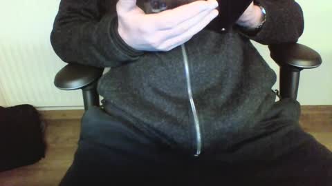 Snapshot of mik116 chatting on 13, 2, 2025 mik online show from 13, 2, 2025