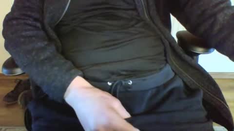 Snapshot of mik116 chatting on 24, 2, 2025 mik online show from 24, 2, 2025