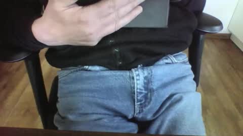 Snapshot of mik116 chatting on 11, 3, 2025 mik online show from 11, 3, 2025