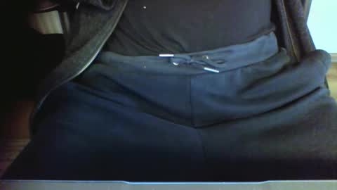 Snapshot of mik116 chatting on 11, 9, 2025 mik online show from 11, 9, 2025