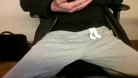 Snapshot of mik116 chatting on 27, 10, 2025 mik online show from 27, 10, 2025