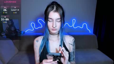 Snapshot of mika_reid chatting on 15, 9, 2025 Mika online show from 15, 9, 2025