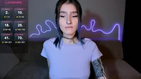 Snapshot of mika_reid chatting on 10, 10, 2025 Mika online show from 10, 10, 2025