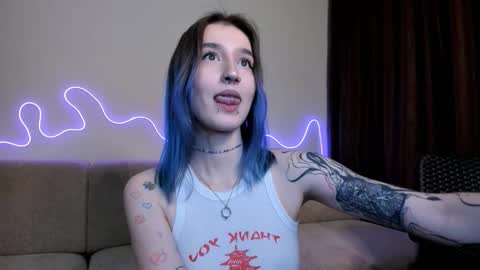 Snapshot of mika_reid chatting on 24, 10, 2025 Mika online show from 24, 10, 2025