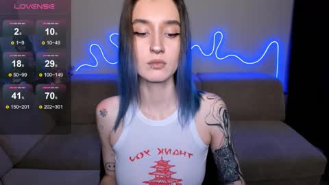 Snapshot of mika_reid chatting on 3, 12, 2025 Mika online show from 3, 12, 2025