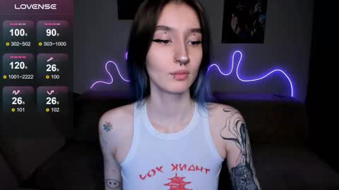 Snapshot of mika_reid chatting on 2, 3, 2026 Mika online show from 2, 3, 2026