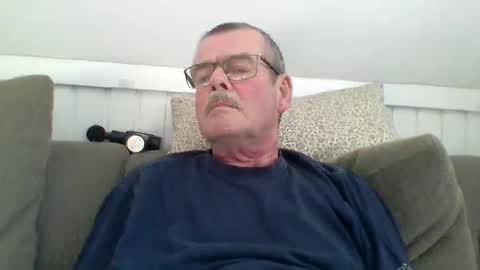 mikael42 online show from 6, 4, 2026