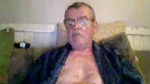 Snapshot of mikael42 chatting on 25, 4, 2026 mikael42 online show from 25, 4, 2026