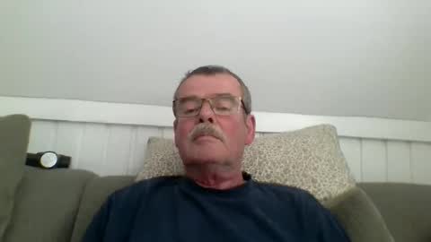 Snapshot of mikael42 chatting on 26, 4, 2026 mikael42 online show from 26, 4, 2026
