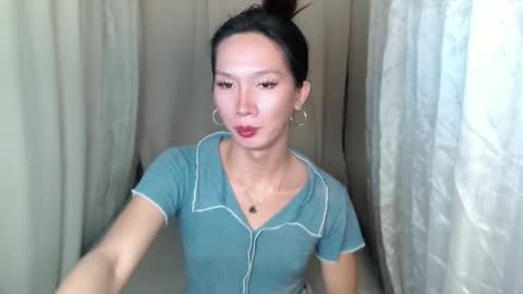ELLA online show from 21, 1, 2025
