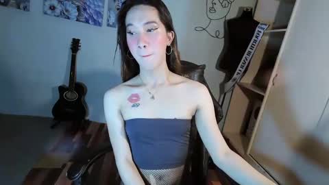 ELLA online show from 10, 3, 2025