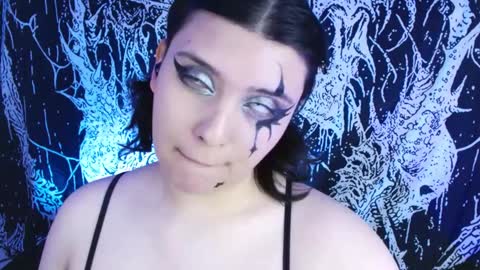 Mika online show from 4, 10, 2025