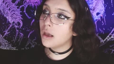 Mika online show from 19, 11, 2025