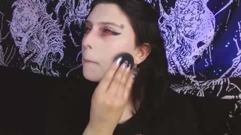 Mika online show from 4, 2, 2026