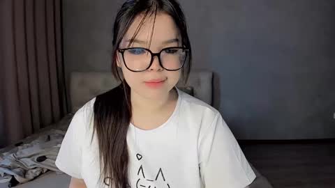 mikasssu online show from 6, 2, 2025