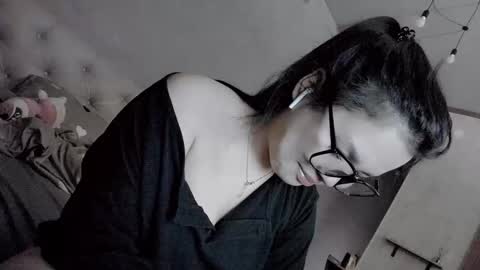 mikasssu online show from 13, 2, 2025