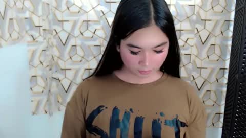 Snapshot of mikayla_slut chatting on 12, 10, 2025 Kyla online show from 12, 10, 2025