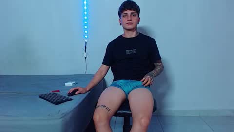 Mike IMDEPENDIENT MODEL online show from 19, 10, 2025