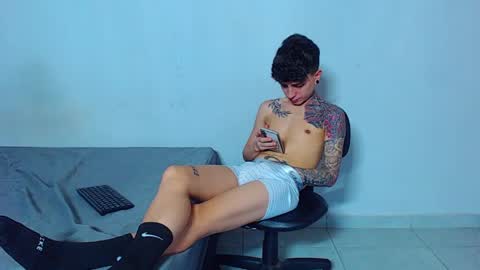 Mike IMDEPENDIENT MODEL online show from 1, 4, 2026