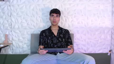 Mike online show from 28, 1, 2025