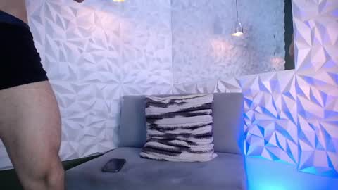 Mike online show from 4, 2, 2025