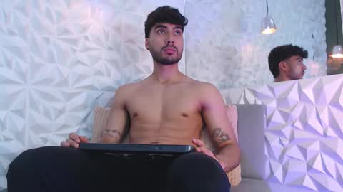 Mike online show from 19, 2, 2025