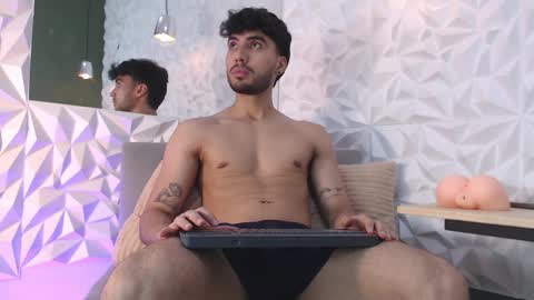 Mike online show from 27, 2, 2025