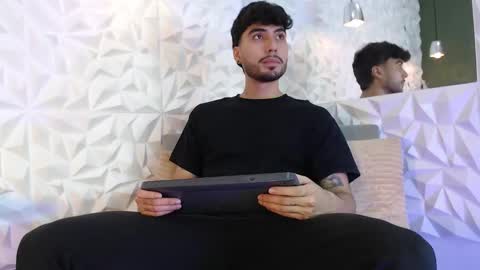 Mike online show from 8, 3, 2025