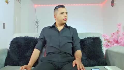 mike_fetiche online show from 18, 12, 2025