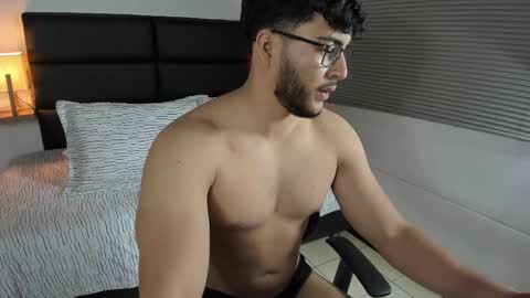  MIKE FOXXX online show from 8, 1, 2026