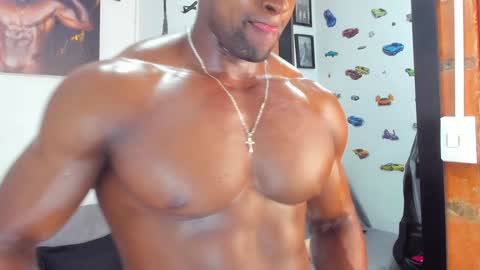 Snapshot of mike_kilian1 chatting on 16, 12, 2024 mike kilian1 online show from 16, 12, 2024