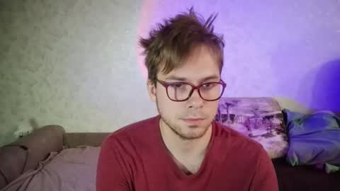 Snapshot of mike_peach chatting on 6, 12, 2024 mike_peach online show from 6, 12, 2024