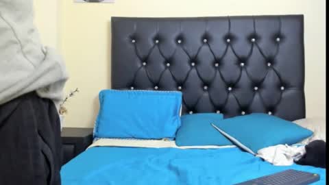 mikeblaree online show from 28, 2, 2025